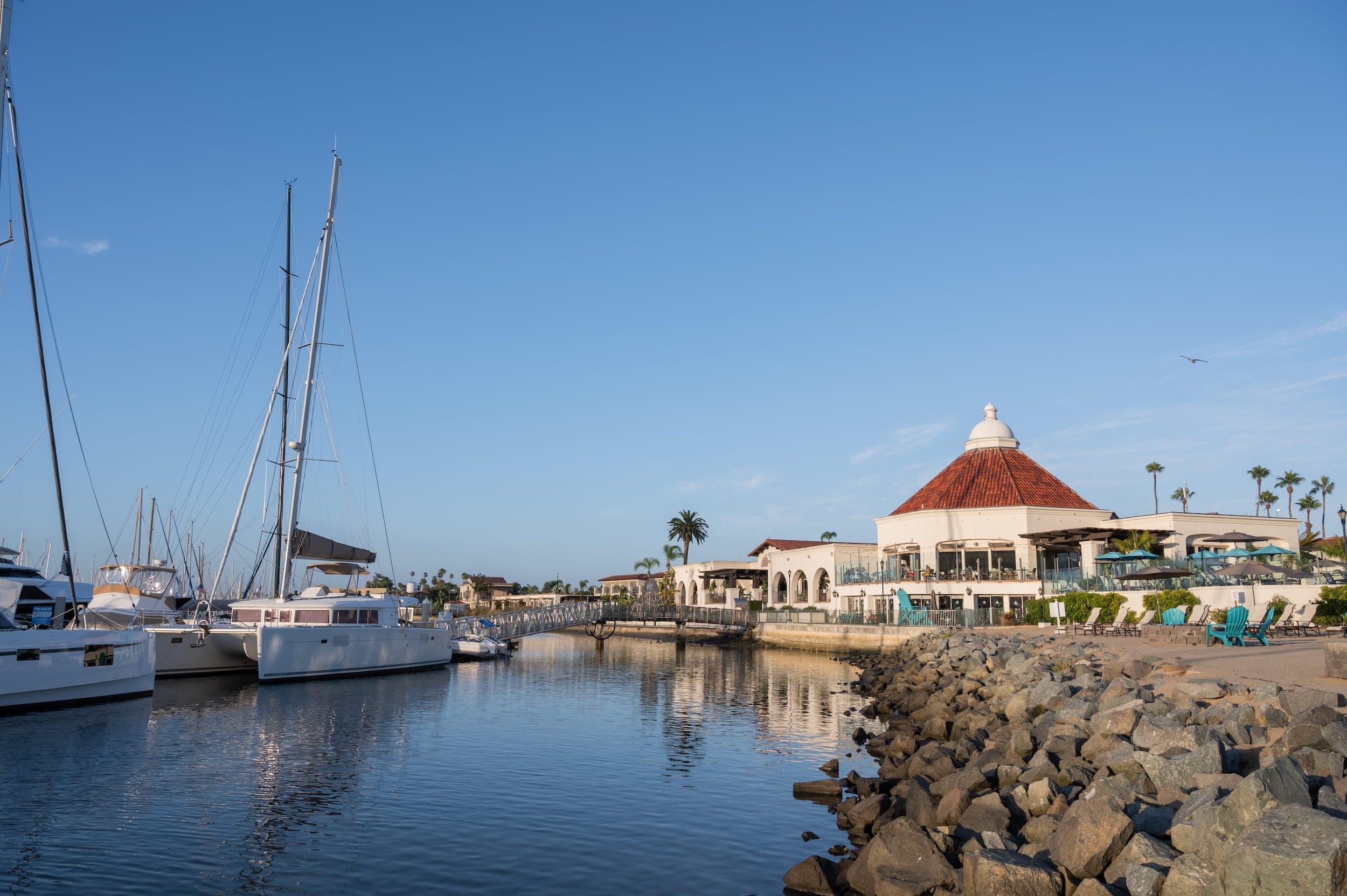 The marina and exterior of Kona Kai