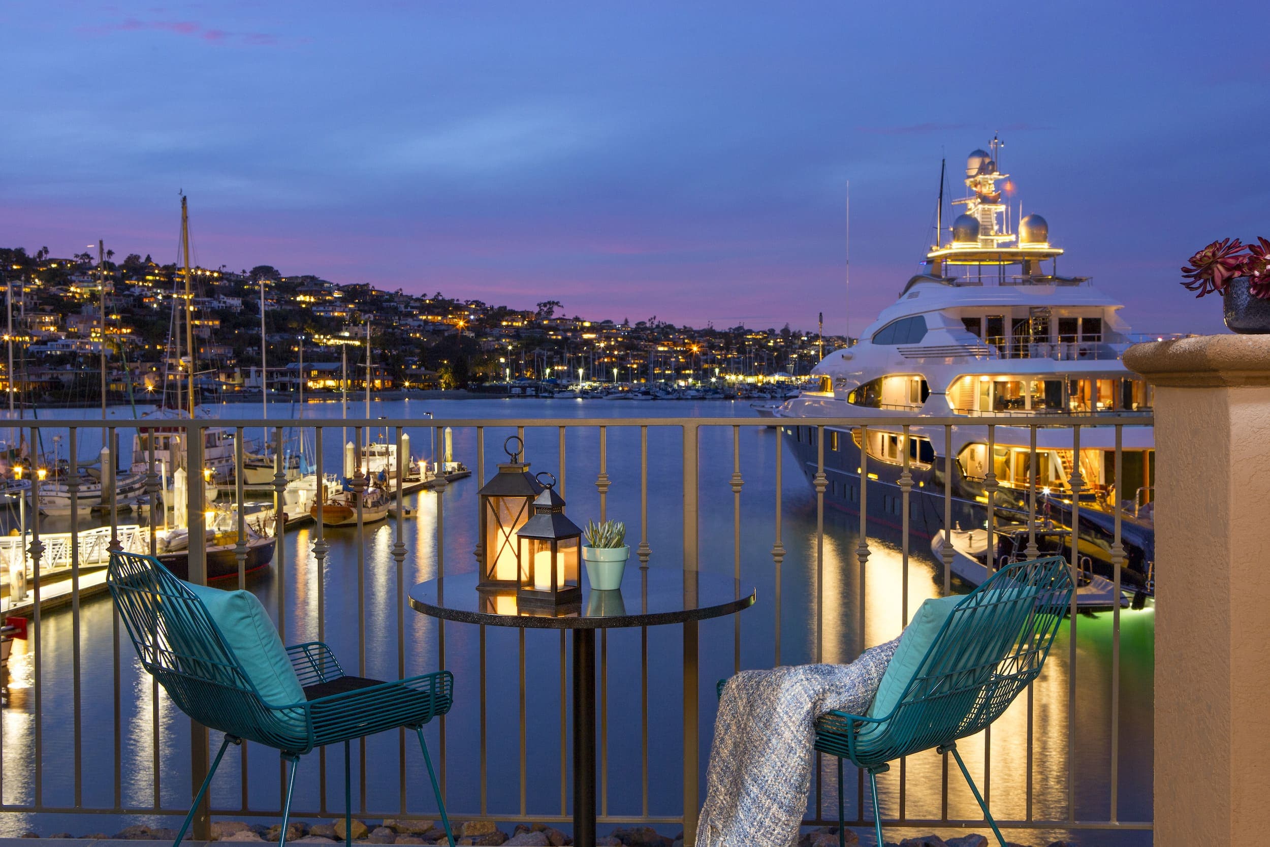 Marina View Balcony in a room at Kona Kai