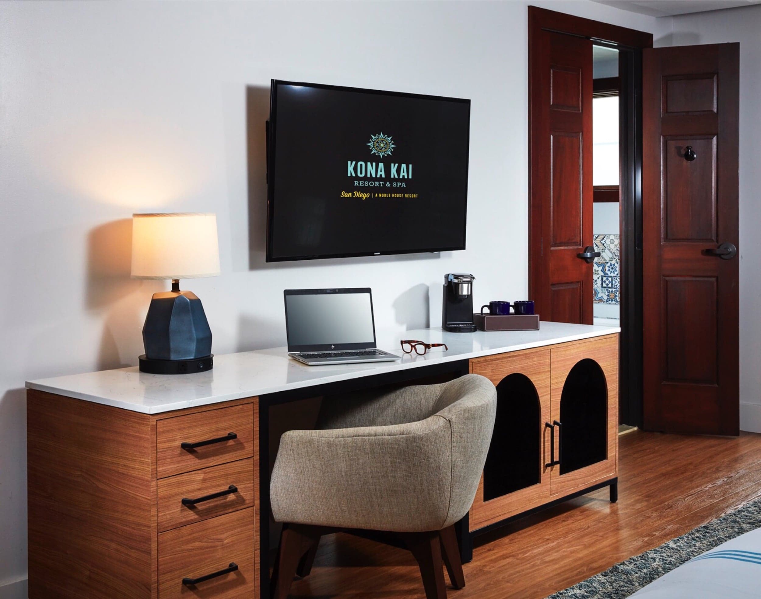 Waterfront Fireplace Jr Suite Tv Stand