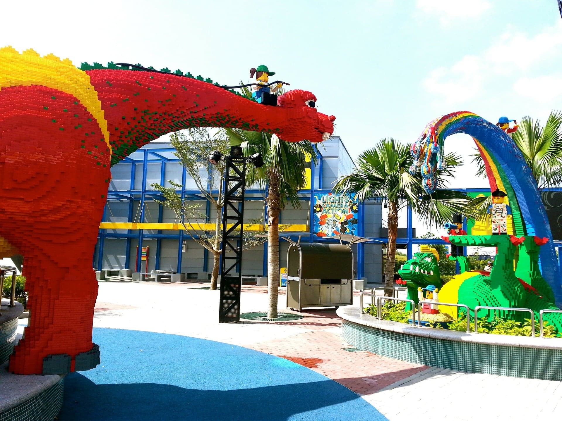 Dinosaurs made out of legos at LEGOLAND