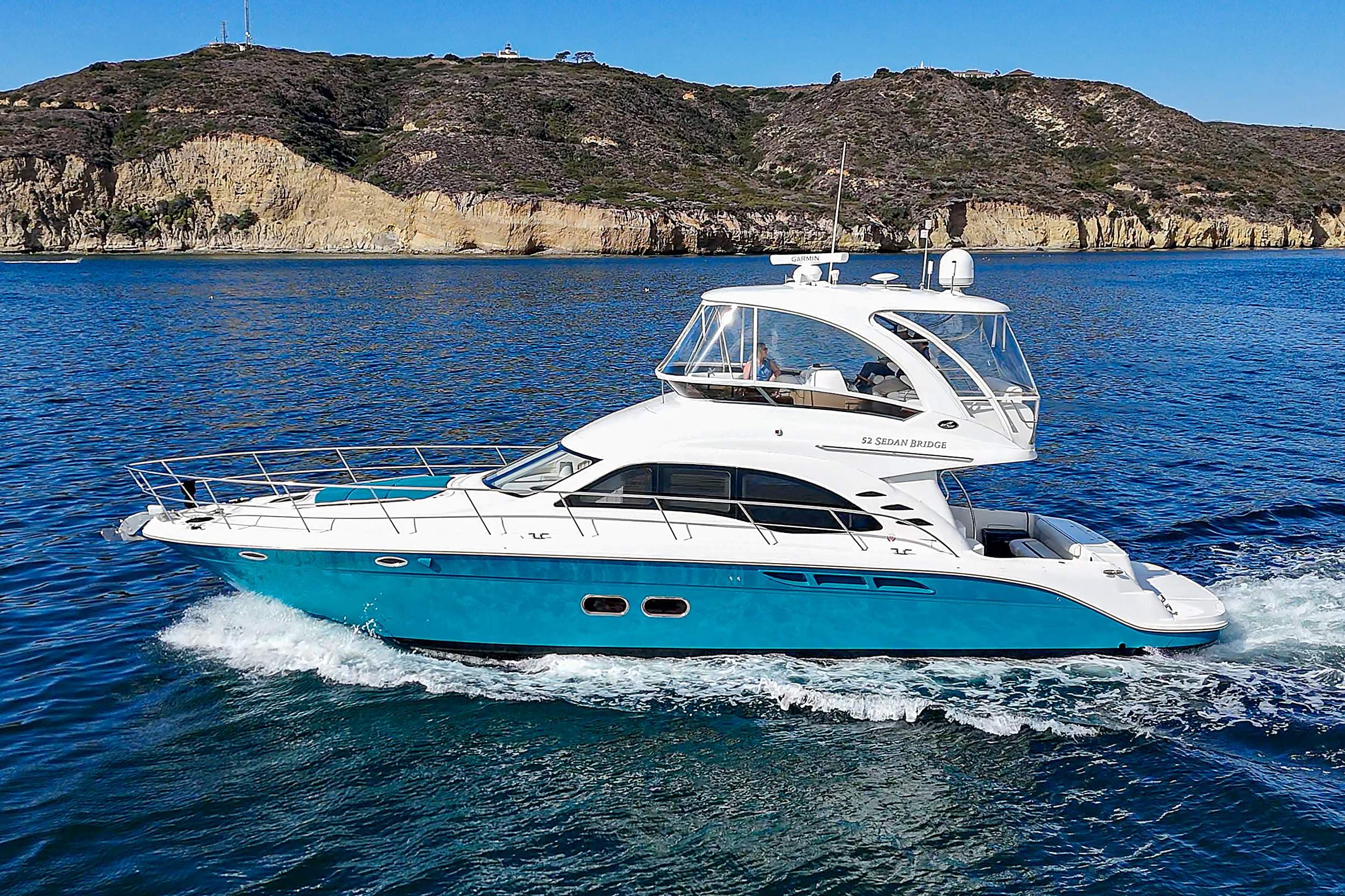 Yacht charter on San Diego Bay along the Shelter Island waterfront at Kona Kai Resort & Spa