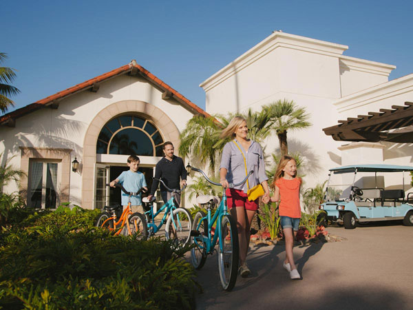 Family with bikes at San Diego luxury hotel