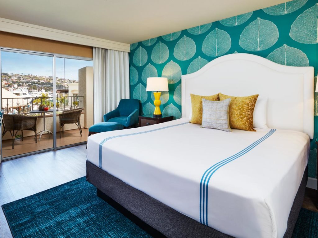 Luxury room with king size bed and marina views in San Diego