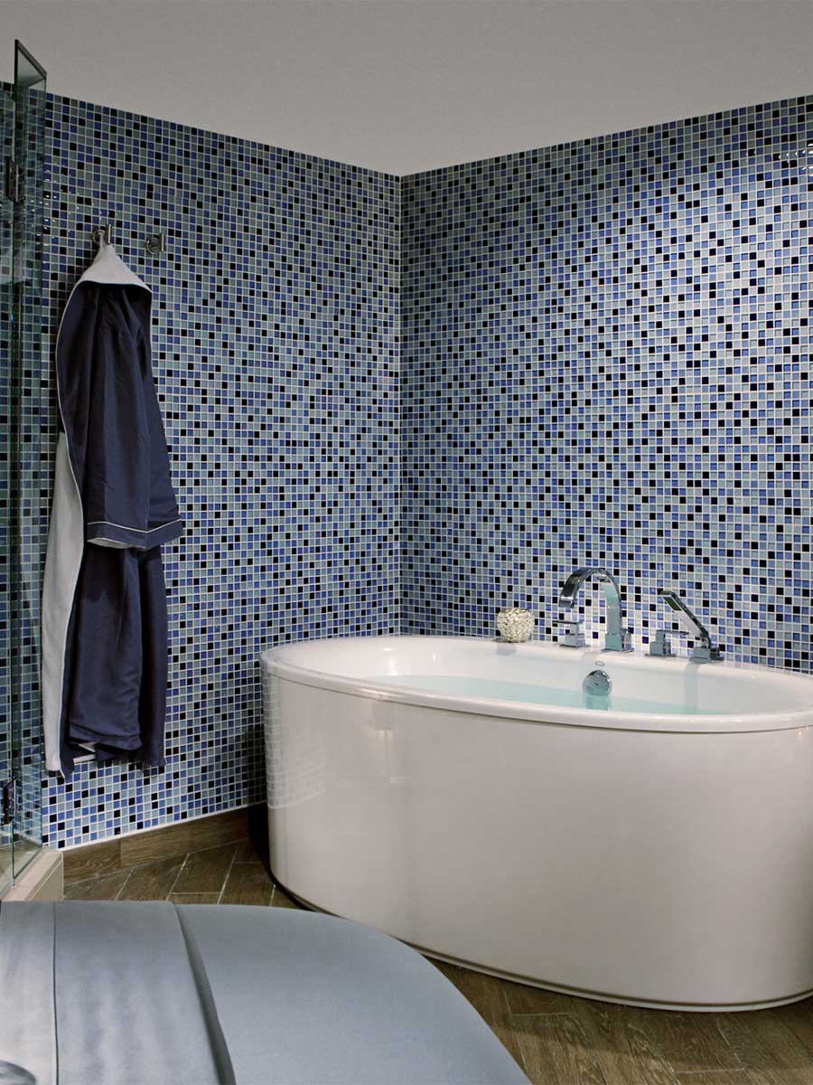 soaking tub in San Diego spa