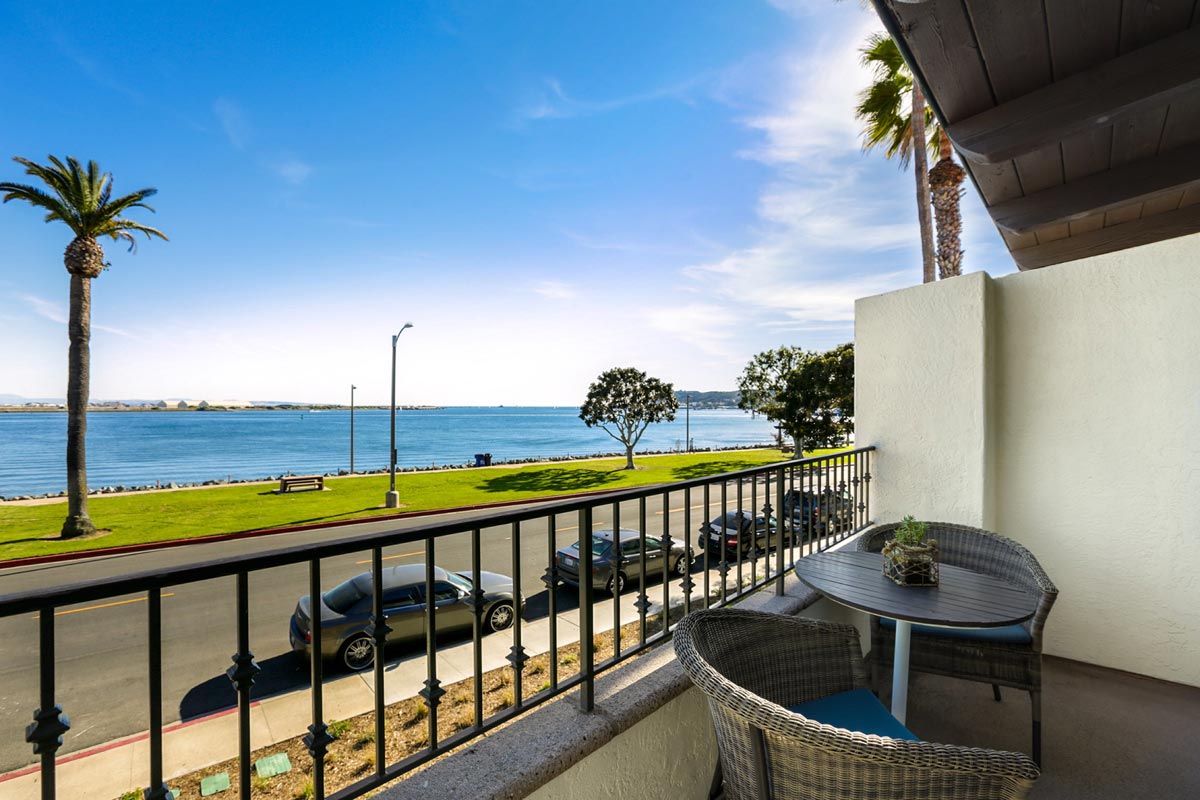 San Diego Shelter Island Suites Beachfront Luxury Resort
